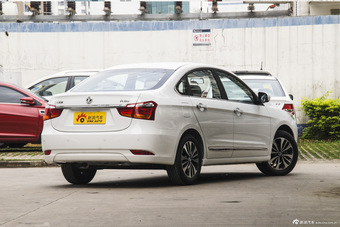 2016款风神A60 1.5L自动豪华型