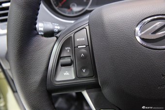 2015上海车展：陆风X5