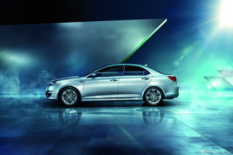 2013款荣威550官方图