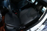 2015款福克斯两厢1.0T自动超能风尚型