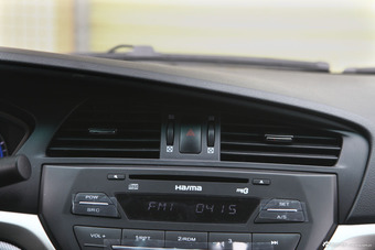 2015款海马M6 1.5T手动舒适型