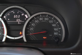 2015款吉姆尼到店实拍