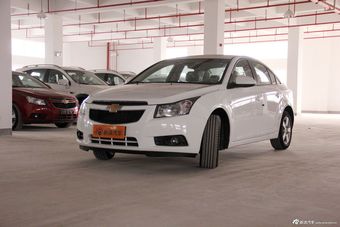 2012款科鲁兹1.8SE手自一体舒适版