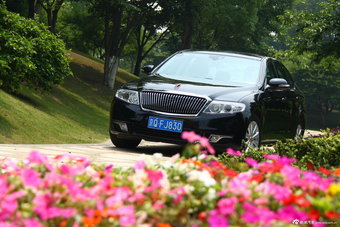 2013款红旗H7 3.0L自动尊贵型