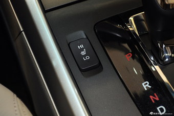 2014款雅阁2.0EXN豪华导航版 探戈红