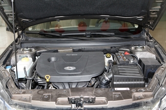 2013款艾瑞泽7 1.6手动致享版