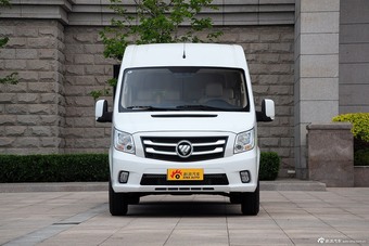 2015款图雅诺2.8T长轴商务版