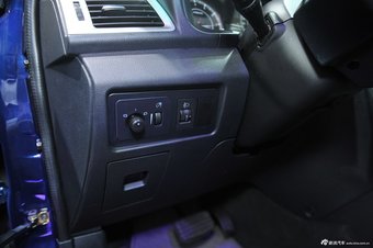 2014款飞腾C5 1.5T自动两驱豪华型