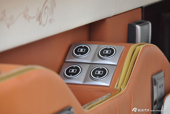 2013款中欧尊铂晶钻柴油版