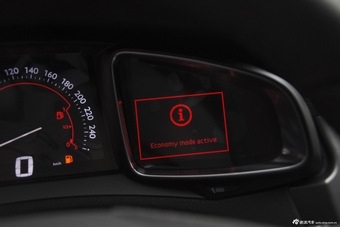 2016款DS 6 1.6T自动舒适版THP160