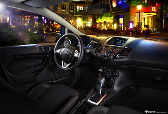 2013款福特嘉年华官方图