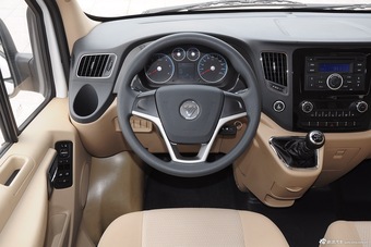 2015款图雅诺2.8T长轴商务版