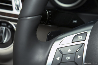 2015款奔驰E260L 2.0T自动