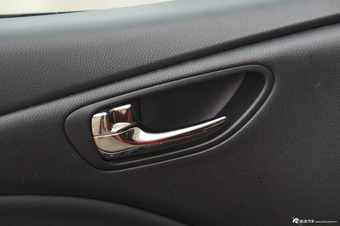 2014款菲亚特致悦1.4T自动运动版