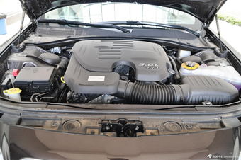 2013款克莱斯勒300C