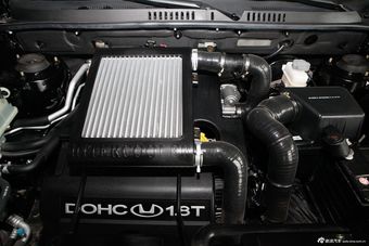 2013款圣达菲1.8T自动两驱天窗版