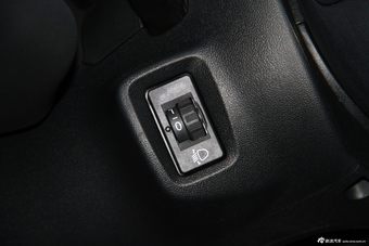 2013款东风雪铁龙C5到店实拍