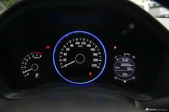 2016款缤智1.8L CVT两驱先锋型