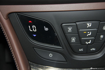 2016款昂科威2.0T自动四驱精英型28T