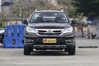 2015款比亚迪S7升级版1.5T手动尊贵型