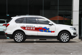 2015款哈弗H8 2.0T自动四驱豪华型