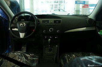 2011款马自达3星骋三厢