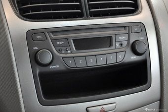 2013款赛欧三厢1.2L手动时尚版