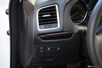 2014款马自达6阿特兹 2.0L蓝天尊贵版