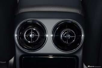 2016款捷豹XJL 2.0T自动两驱典雅商务版