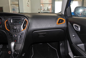 2013款传祺GA3 1.6L手动精英版