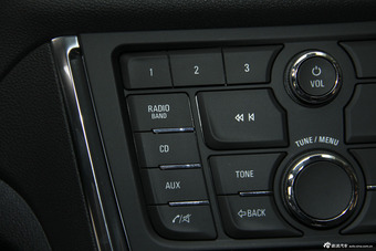 2015款昂科拉1.4T自动两驱都市精英型