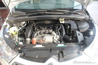 2013款雪铁龙C4L 1.6THP自动劲智版