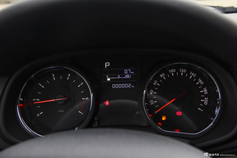 2015款东风雪铁龙C3-XR 1.6L自动智能型