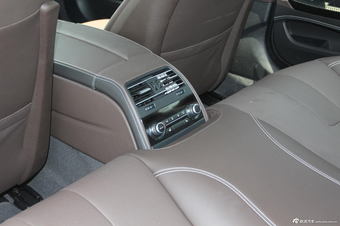 2013款宝马M6 Gran Coupe