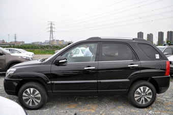 2013款狮跑2.0L GLS自动两驱版