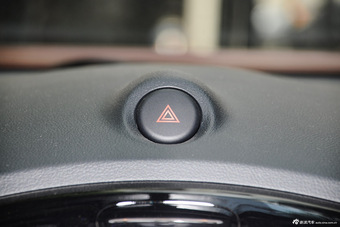 2014款英菲尼迪ESQ 1.6T自动率动版