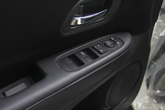 2015款缤智1.8L CVT两驱精英型