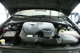 2013款克莱斯勒300C