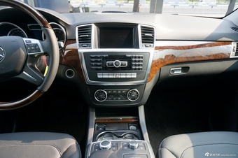 2014款奔驰ML400到店实拍