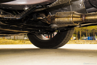 2015款猎豹CS10 2.0T手动卓越版