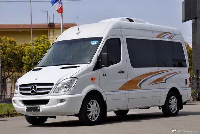 2013款中欧尊逸B型柴油版图片