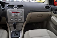 2013款福克斯三厢经典