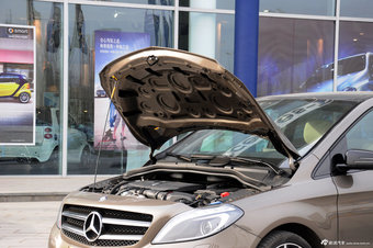 2012款奔驰B级实拍