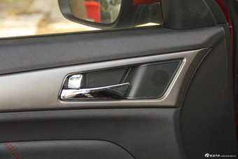 2016款长安CS75 2.0L手动豪华型国5