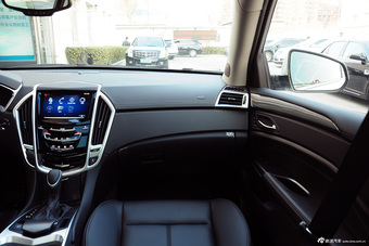 2015款凯迪拉克SRX 3.0L自动舒适型