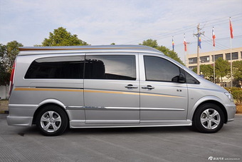 2013款中欧维达莱斯4座