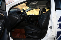 2015款福克斯两厢1.0T自动超能风尚型