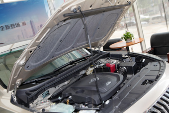 2014款福美来M5 1.6L手动精英型