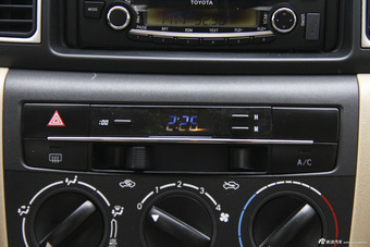 2013款花冠1.6L手动超值版