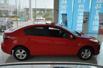 2013款马自达3星骋三厢1.6L手动精英型